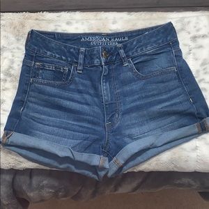 American eagle shorts size 8